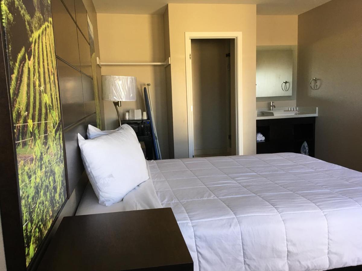 Economy Inn — photo 19