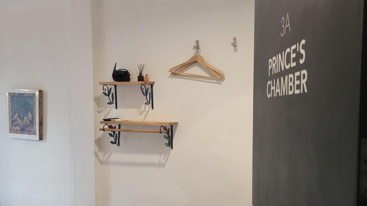 HOLY SHEET Hostel - 5