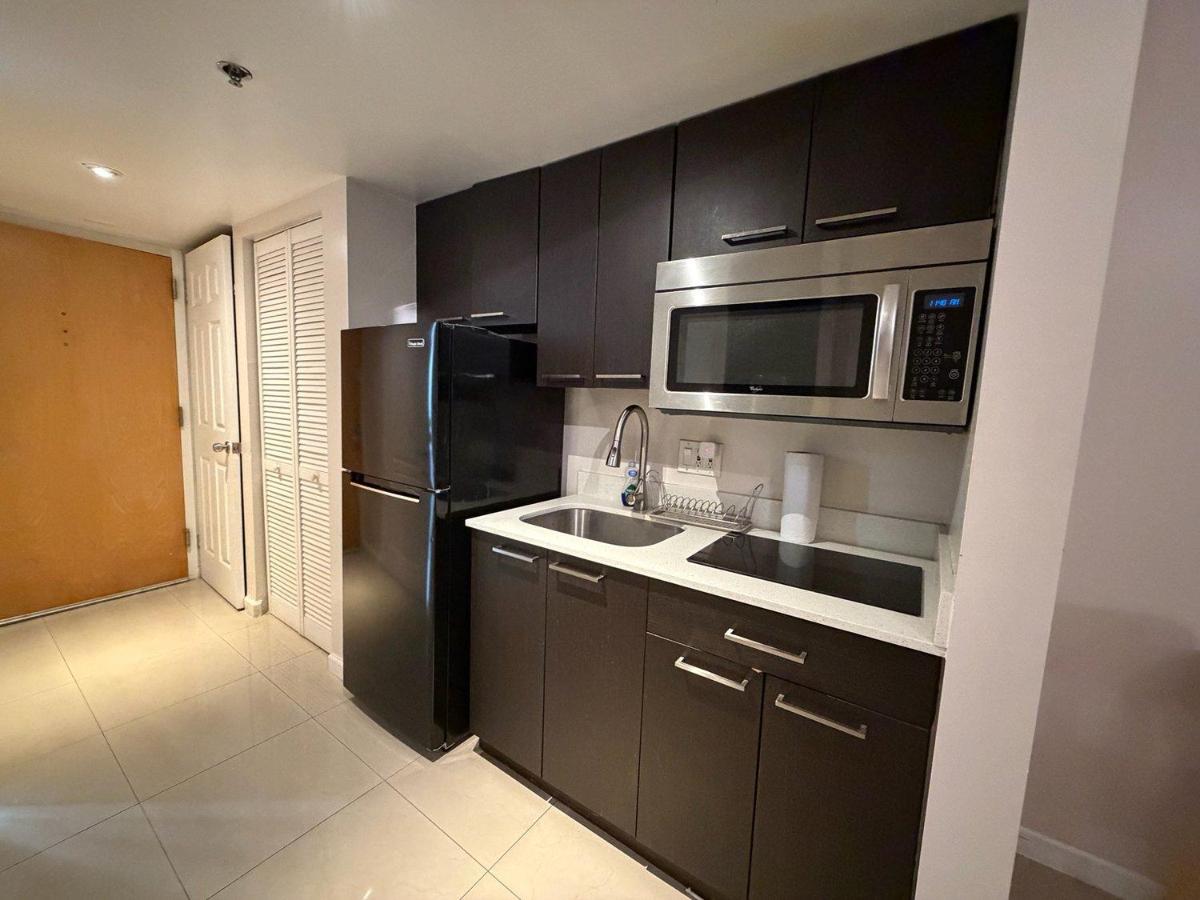 Prime Brickell Location - City View Studio & Free Parking - 3