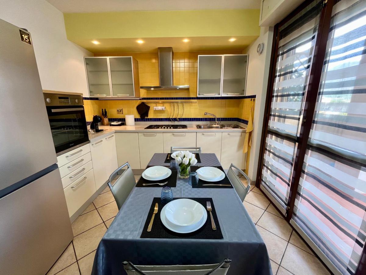 Appartamento Luminoso con Terrazzo, WI-FI e Garage - 5