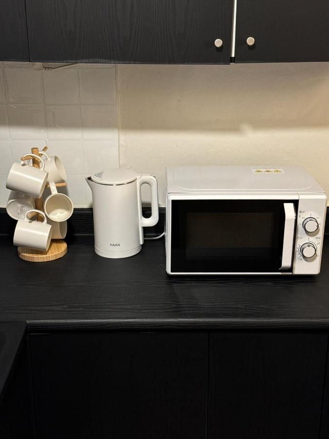 New Open 7-min walk from DMC Station, Airport Railroad direct line, Hongdae Entrance Station 1 stop, 3 bedrooms, 1 bathroom - 2