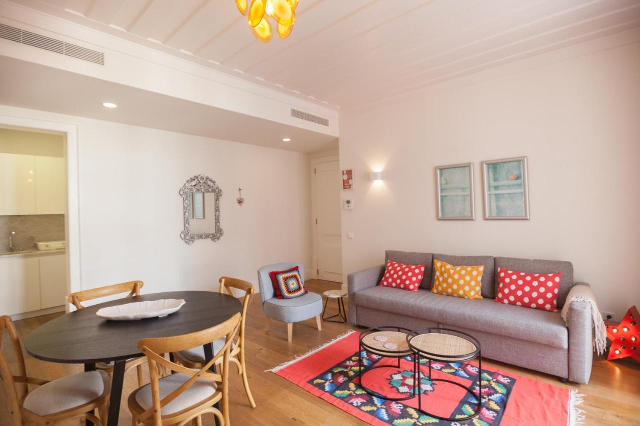 FLH Restauradores Bright & Chic Flat with Balcony