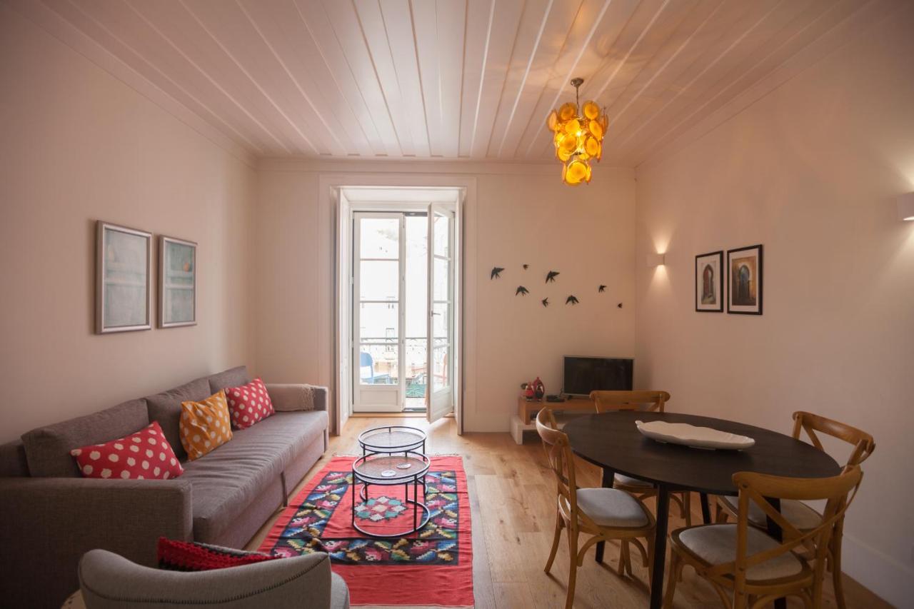 FLH Restauradores Bright & Chic Flat with Balcony - 3