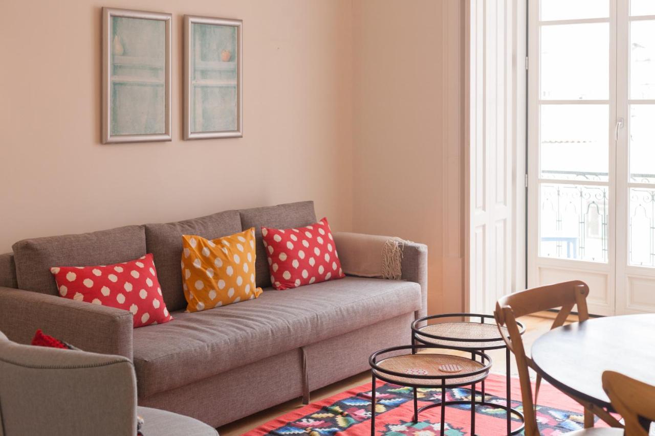 FLH Restauradores Bright & Chic Flat with Balcony - 4