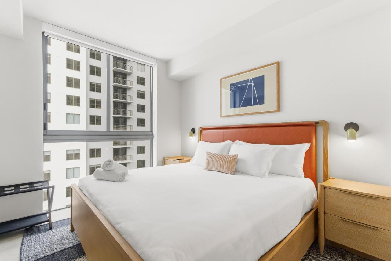 Luxury Condo Steps from Bayfront Park - 2