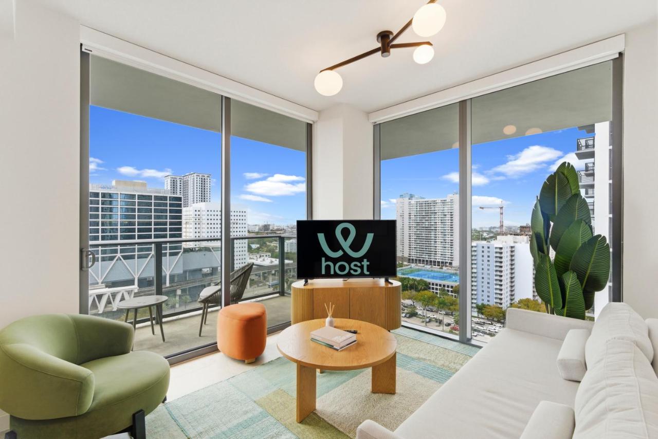 Luxury Condo Steps from Bayfront Park