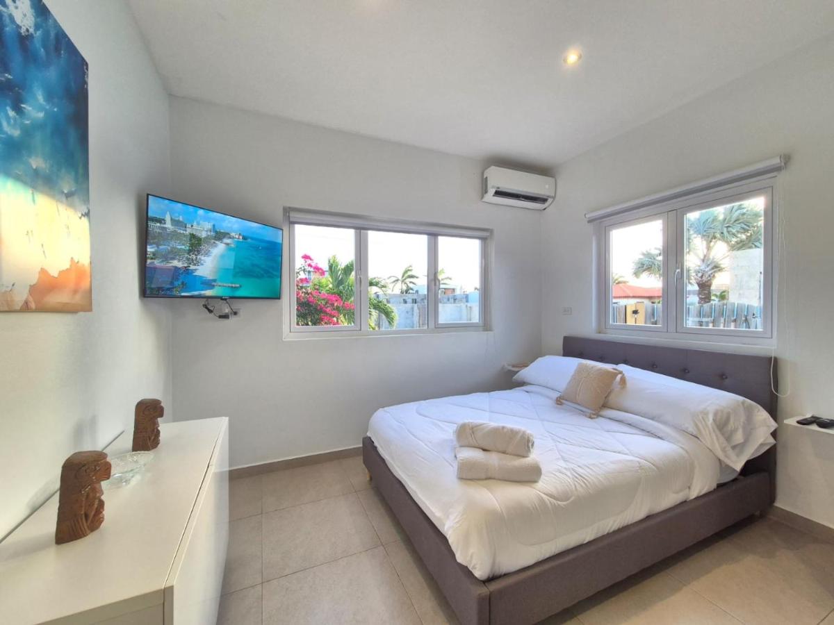 Villa Sirena Azul Apt 1 - 2