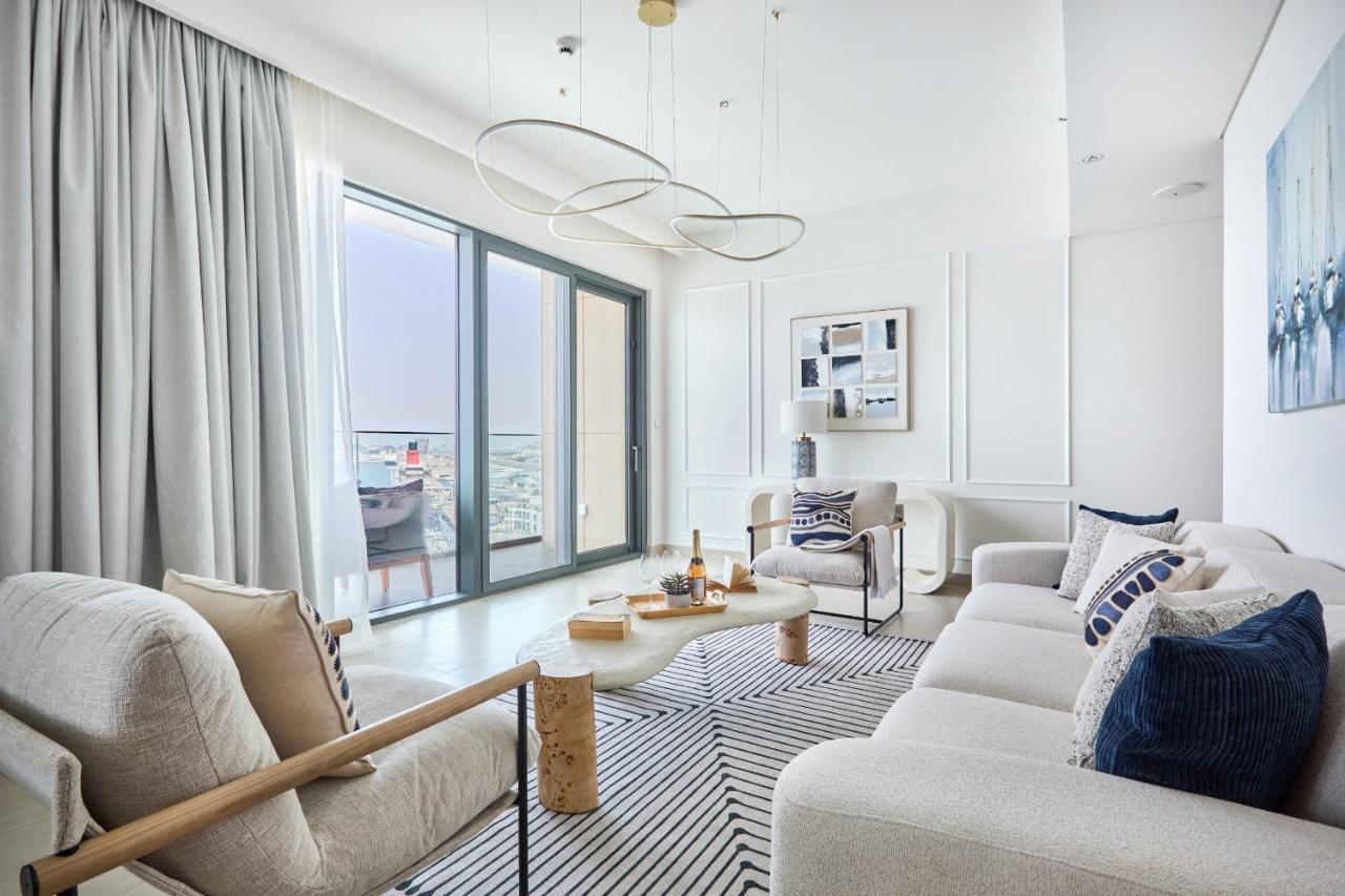 Frank Porter - Seagate Building 1 - 2