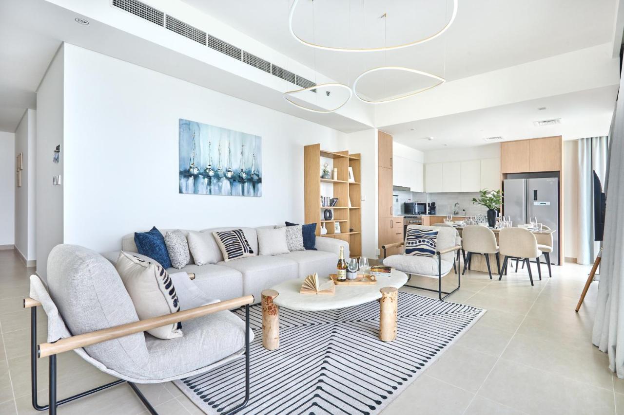 Frank Porter - Seagate Building 1 - 3