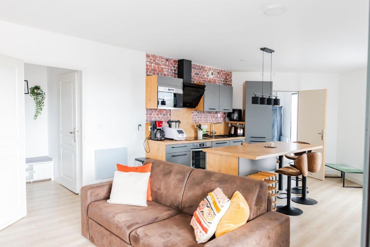 Comfy Counord place
