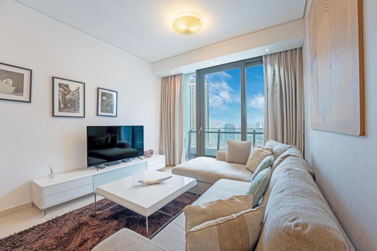 Vacationer Holiday Homes I Vibrant Two Bedroom I Dubai Marina I Silverene Tower B - 5