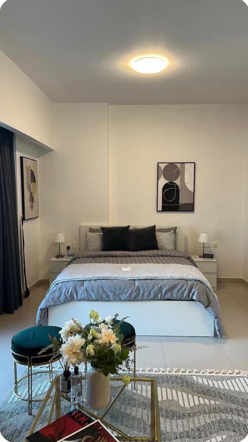 Alreem Island Studio Apartment Arc Tower B - 2