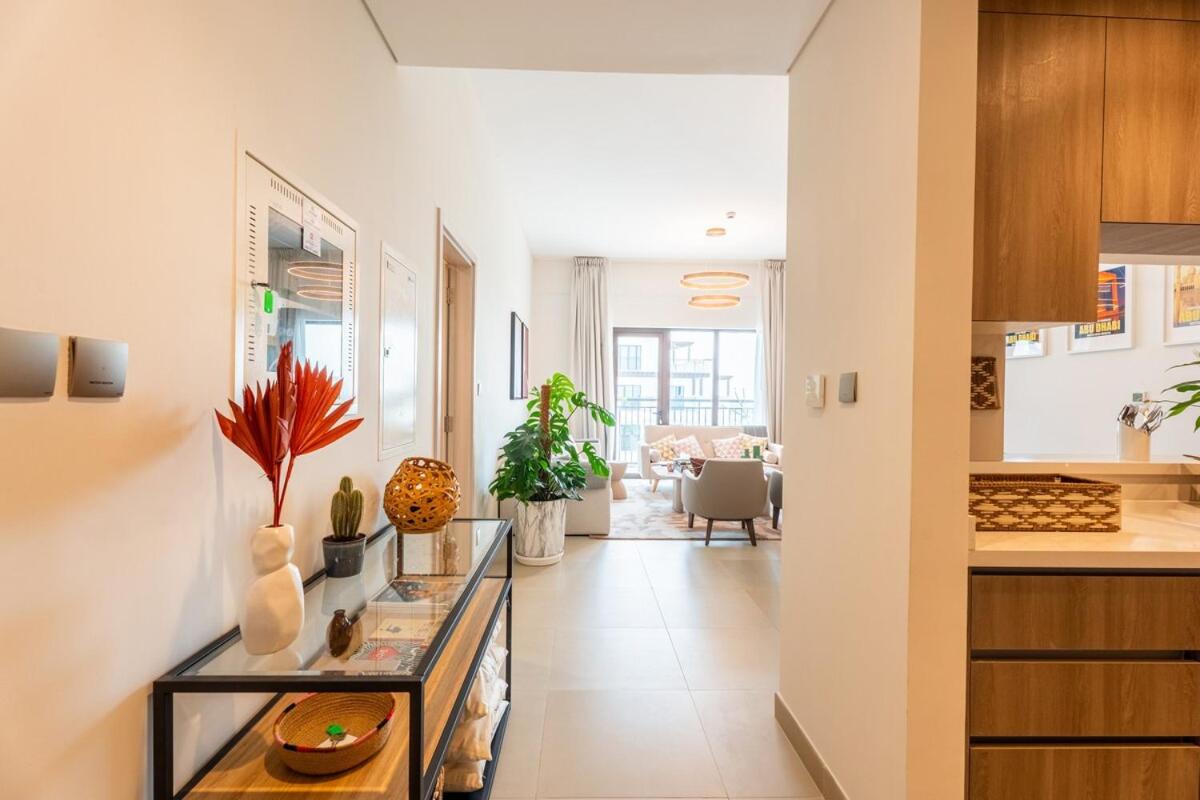 Premium 2BR Stay Yas Golf Collection Yas Island - 5