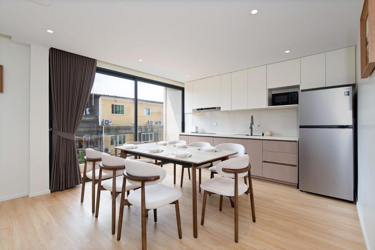 Spacious 3BR Apartment 650m from BTS Ekkamai - 5