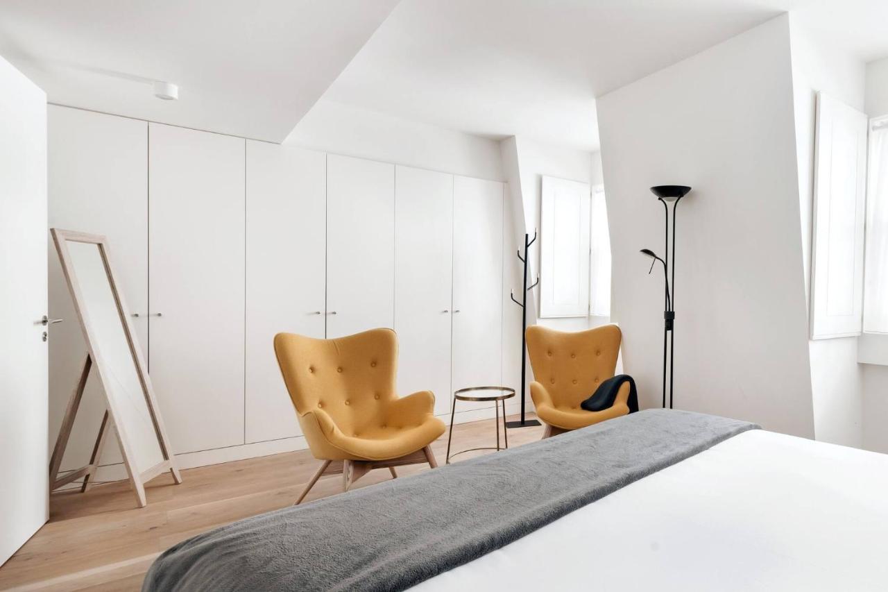 Exclusive Duplex Time Out Market - 2