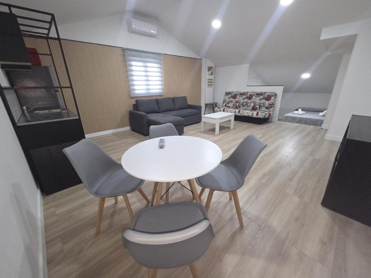 Hostal NV Palacio Congresos - 4