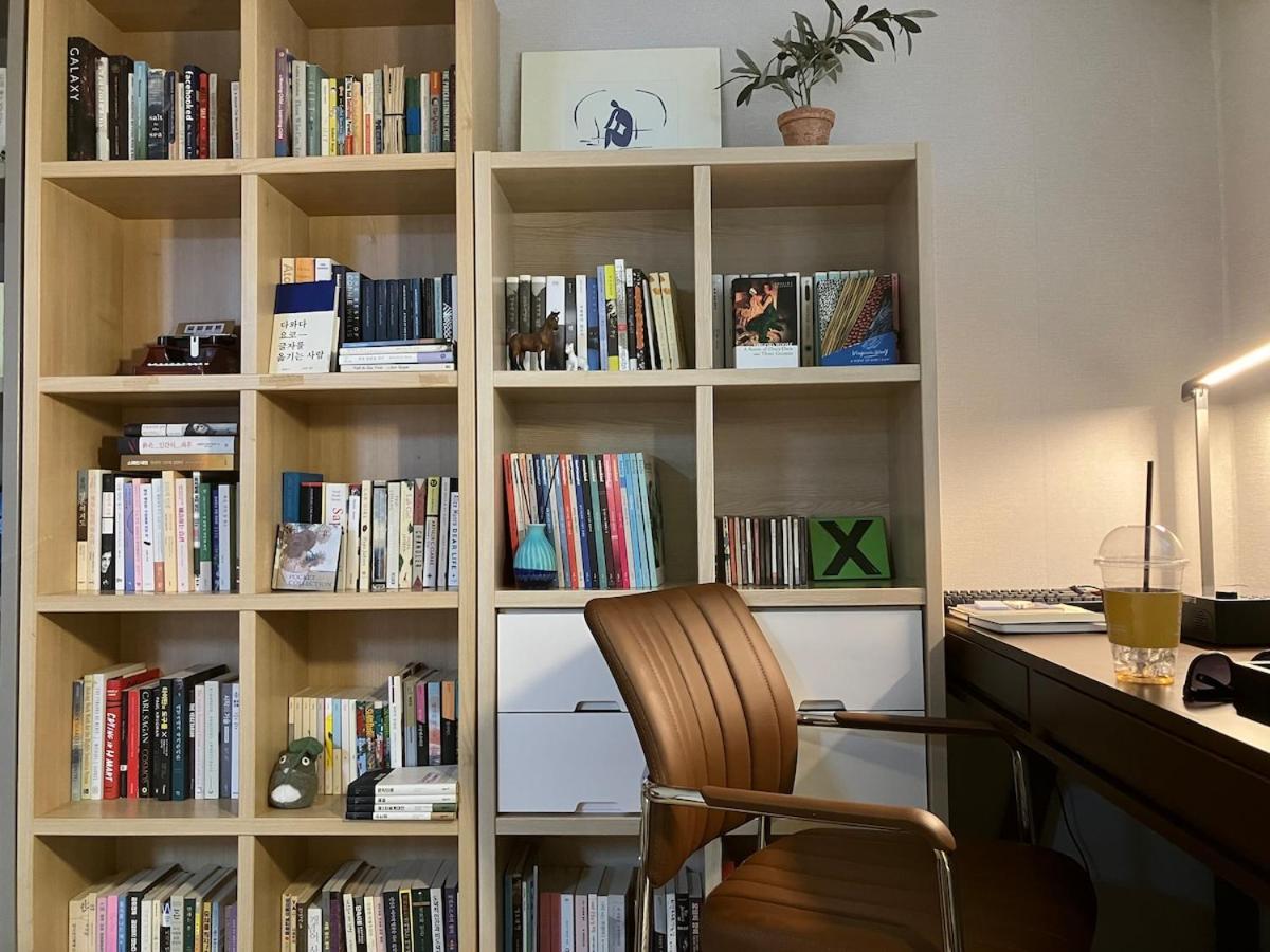 Quiet Stay near Hong Dae - 5