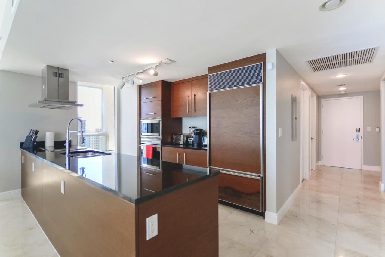 Luxury Condo at Prime Brickell Location - 3