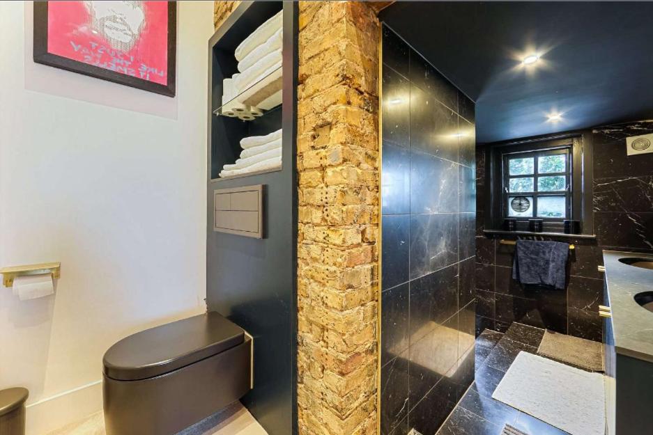 Luxury 2 BDR Apartment in Hoxton, Shoreditch - 3