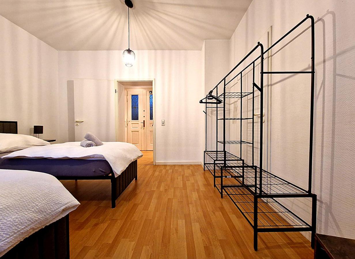 HappySide Travel & Work #4 - 4 Personen - WLAN - Zentrum