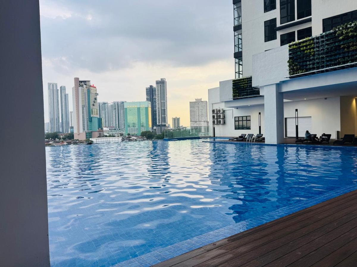 Space Residency Budget-Friendly Stay near KSL Mall - 4