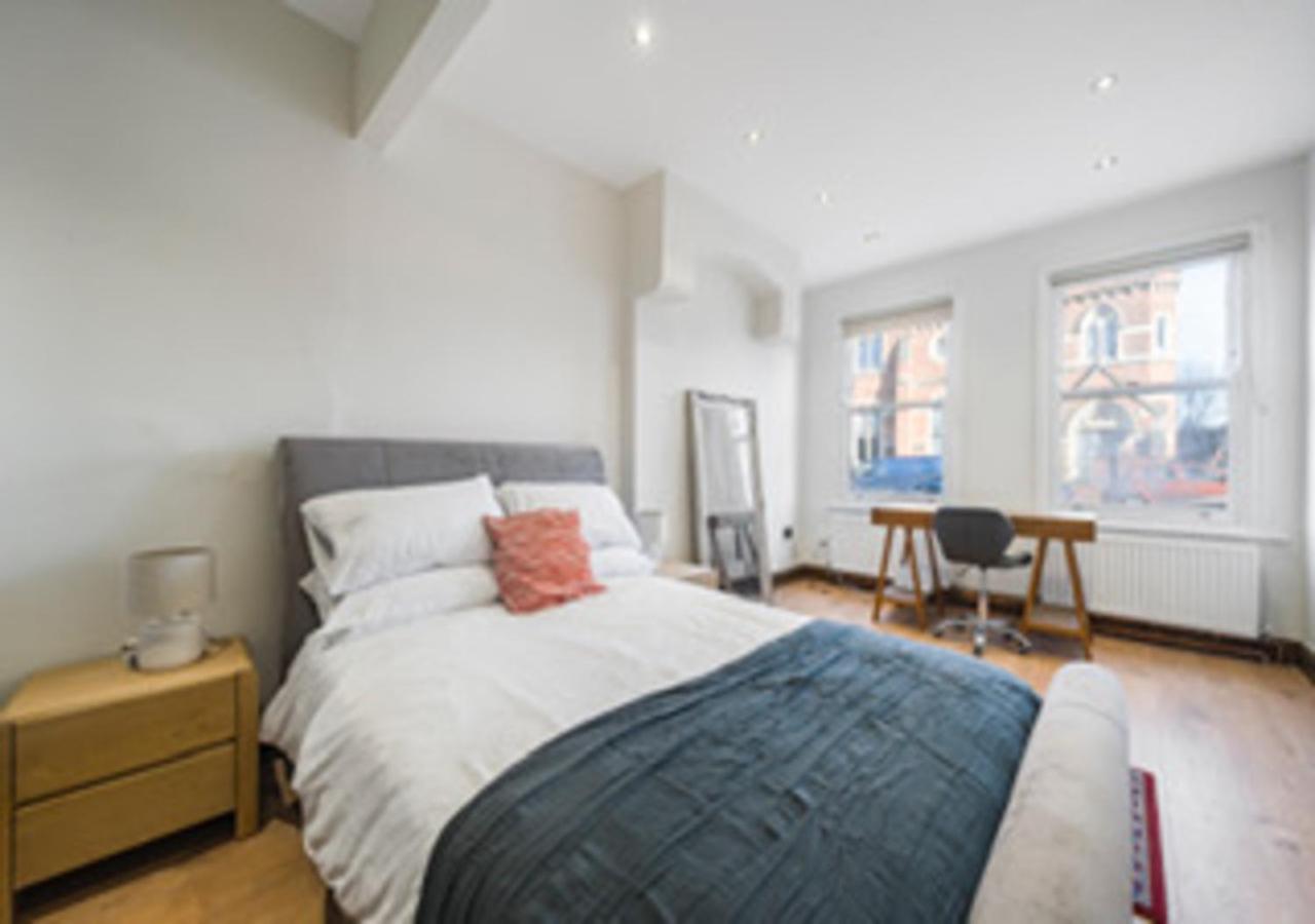 Spacious House - 4 Bedrooms Near Dulwich - Pass the Keys - 2