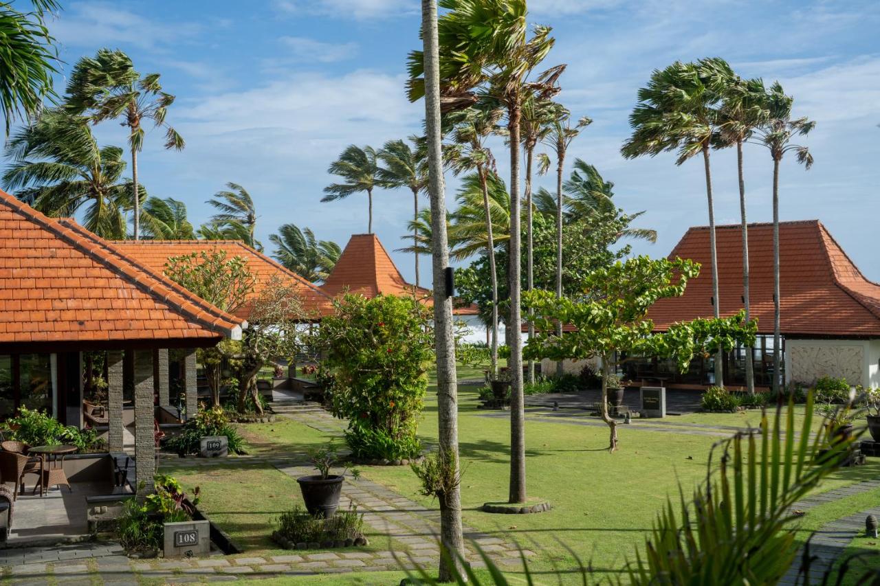 Amarta Beach Retreat by Nakula - 3