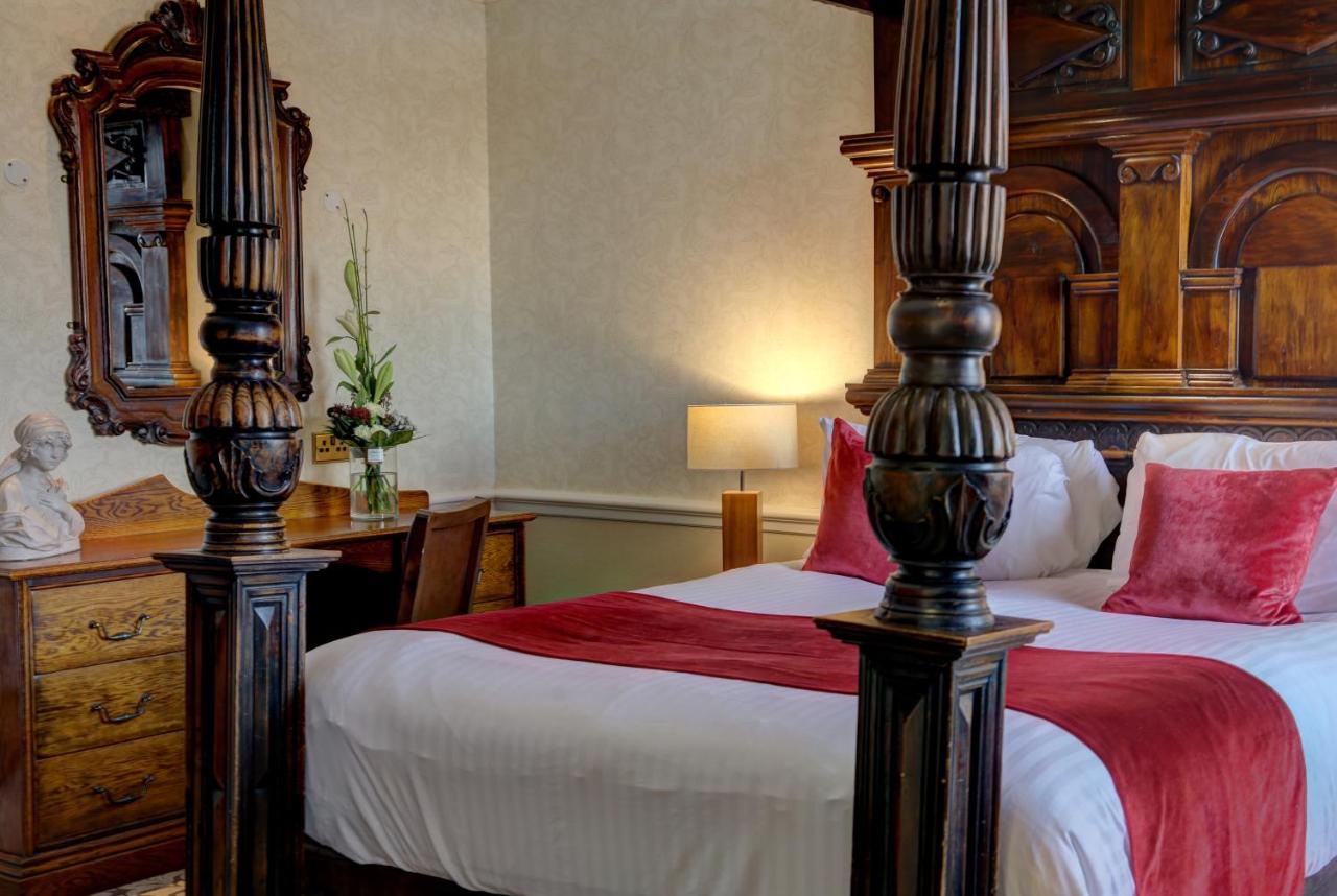 King Suite with Lounge