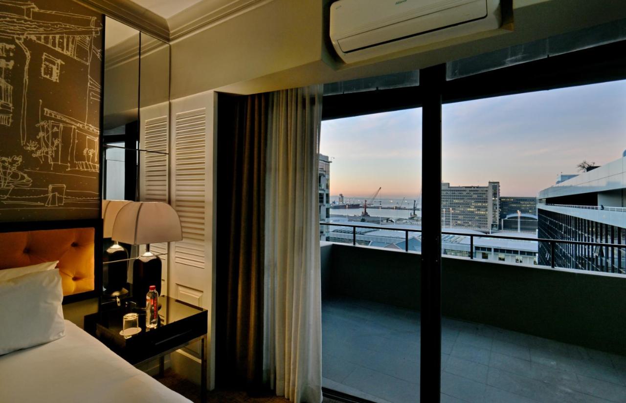 The Capetonian - Halal - 3