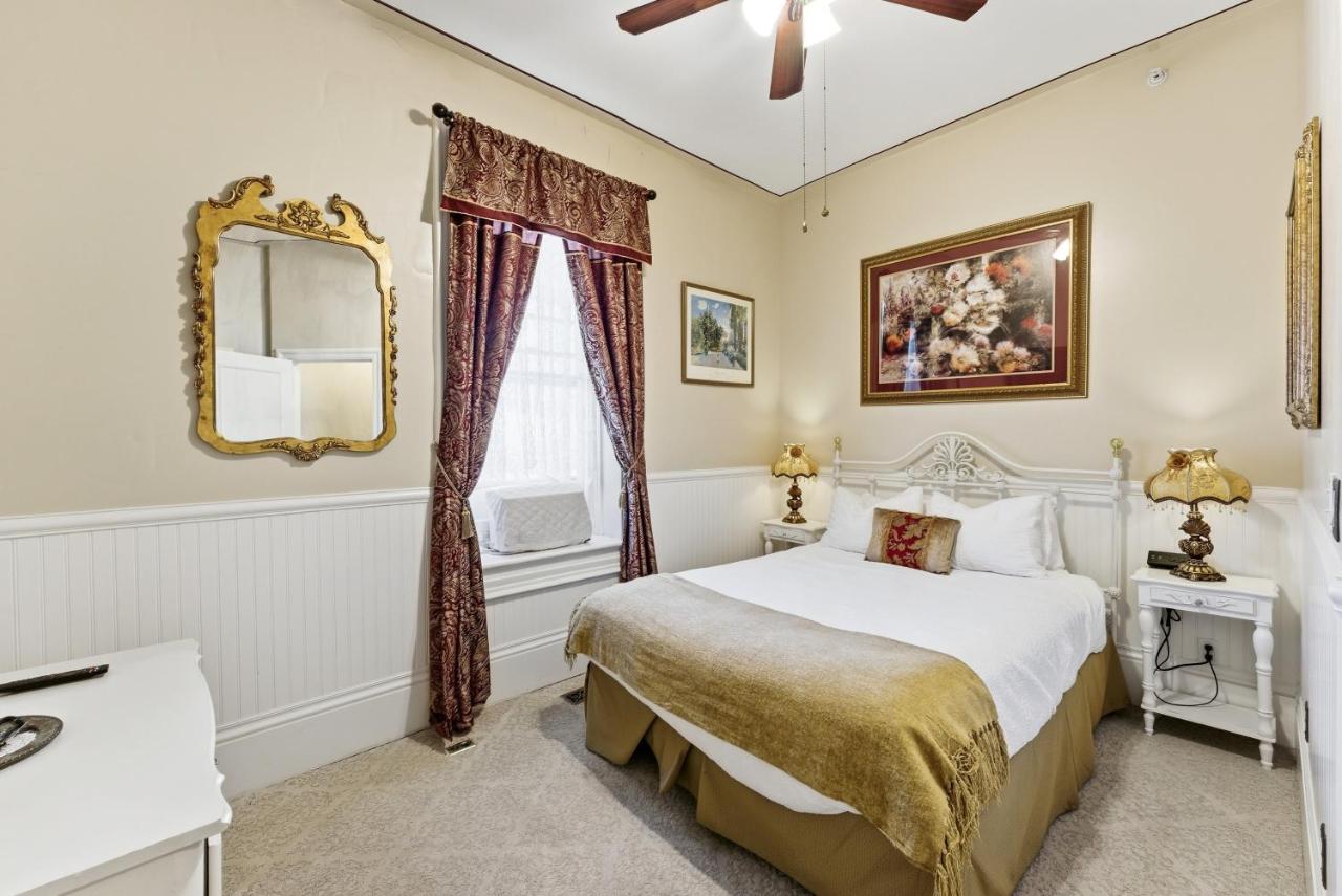 Heber Senator Bed and Breakfast — photo 23