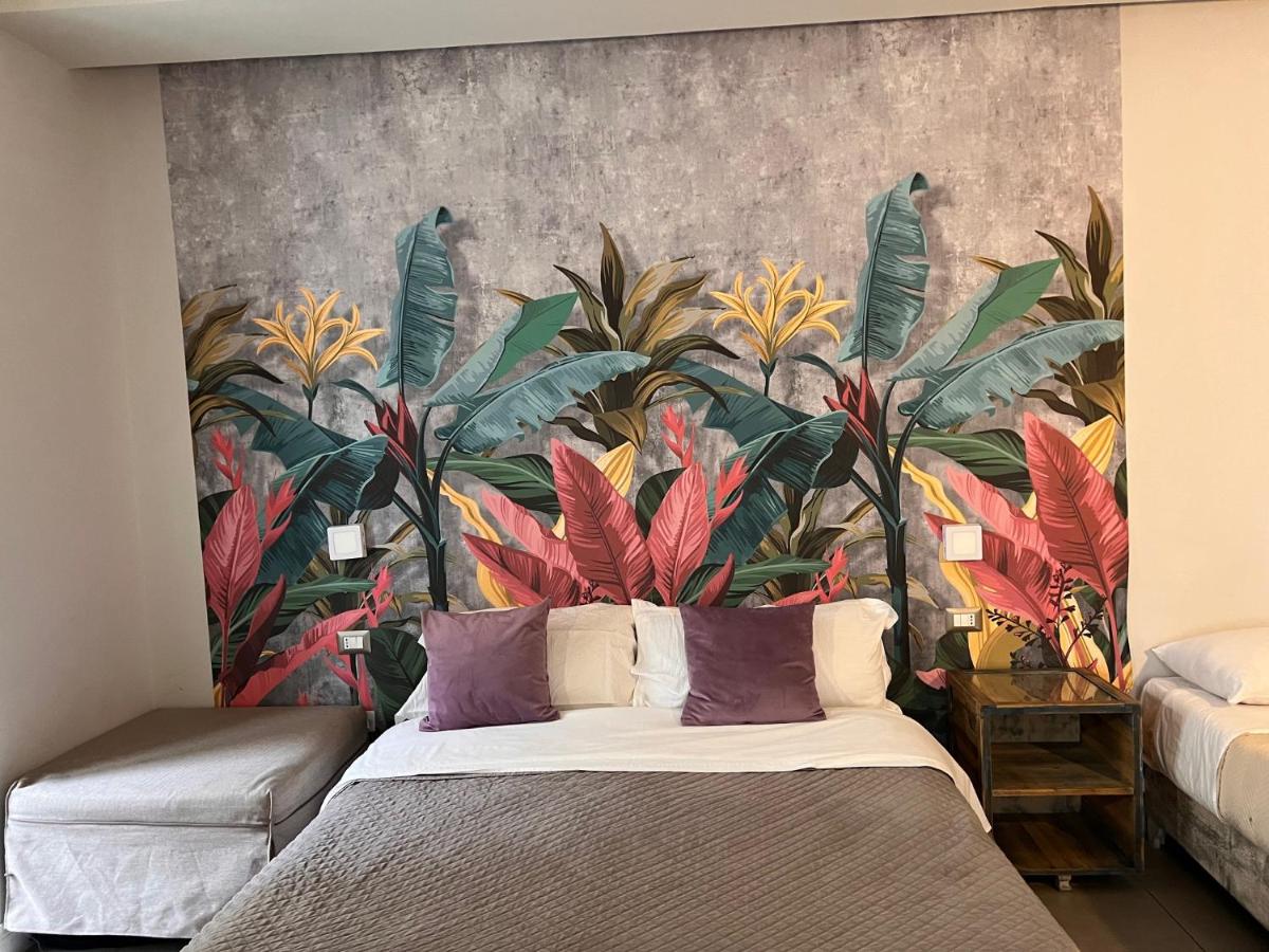 The Port Hub Naples - Nice Rooms & City Center