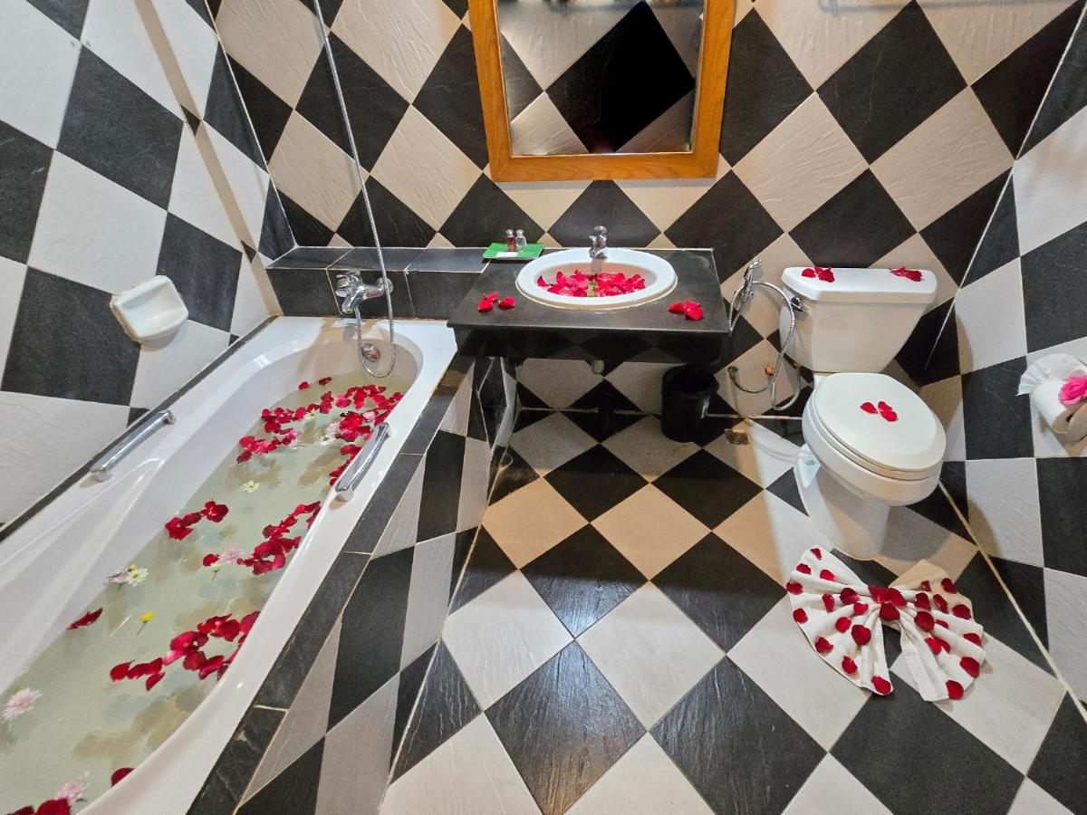 Saba Suites Patong Phuket - 4