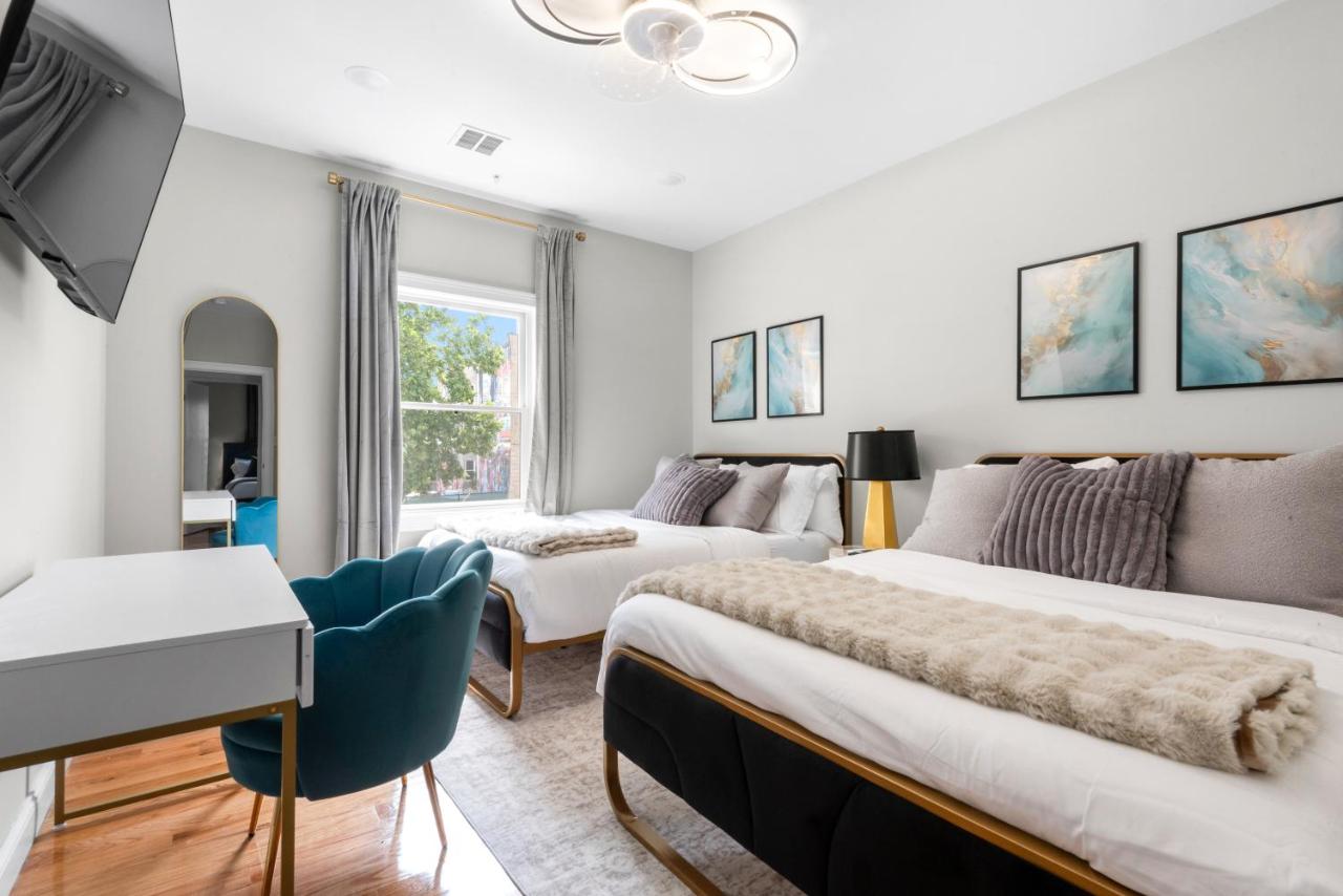 Luxury 4BR Home Near Manhattan Sleeps 12 - 5