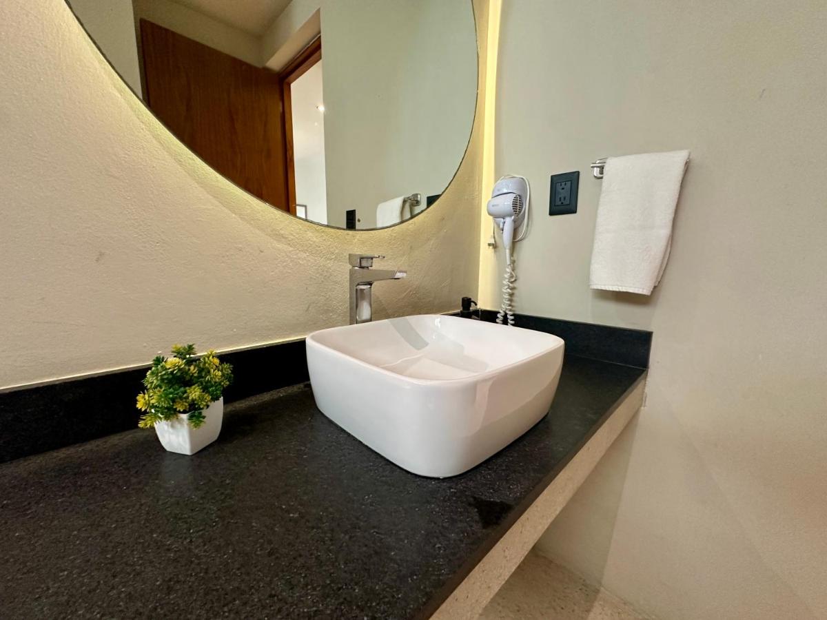 Mangle 13 Modern Apartments-Rooftop pool, close to Ferry - 3