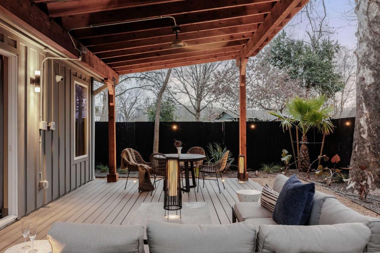 Modern Compound with Hot Tub Near Downtown - 4