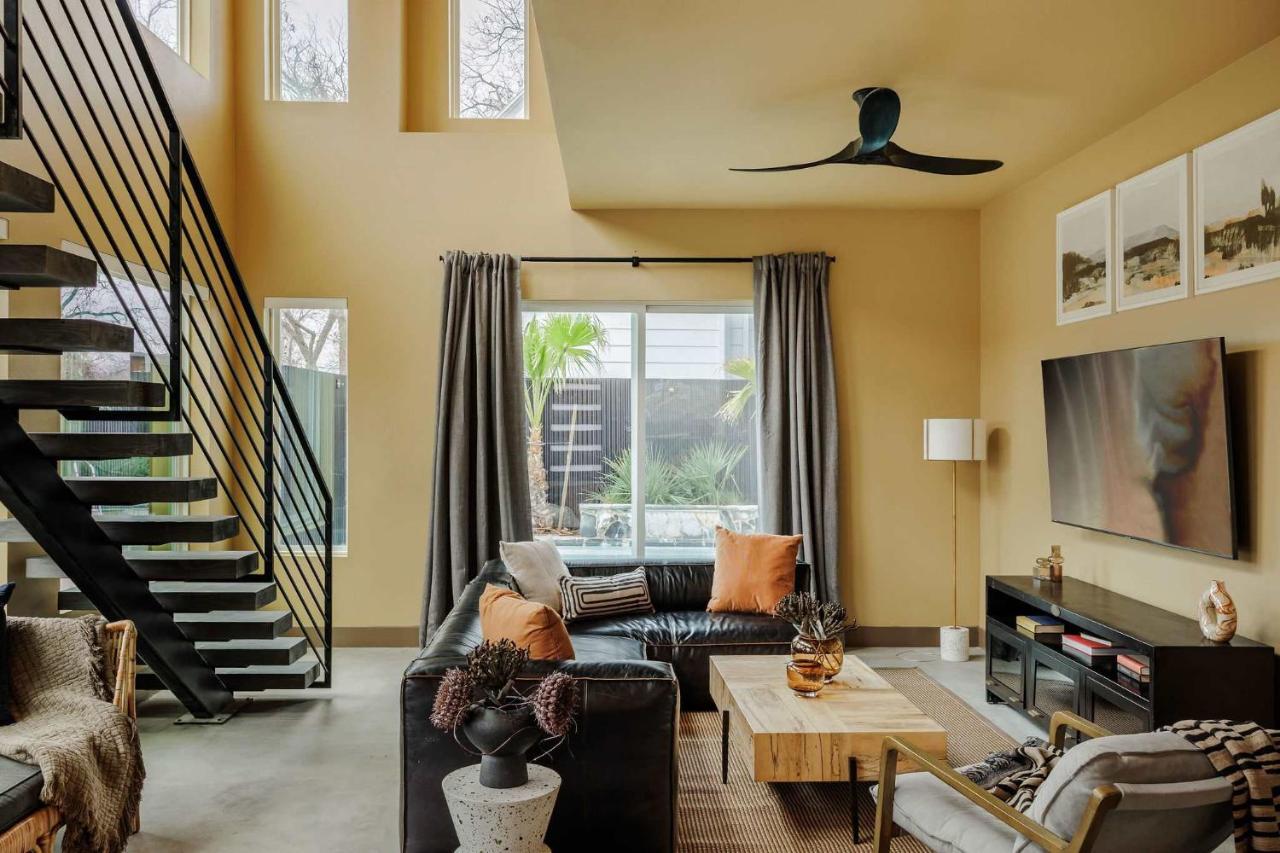 Stylish Home near Downtown Heated Pool - 3