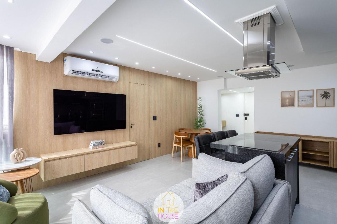 Beautiful on the Ipanema beach block - 4