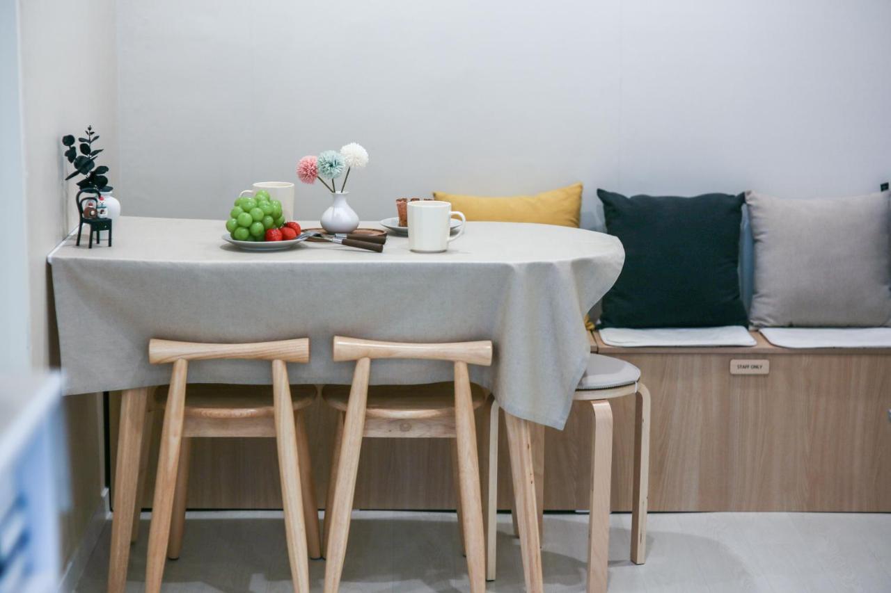 Quiet & Cozy Hapjeong Stay - 4