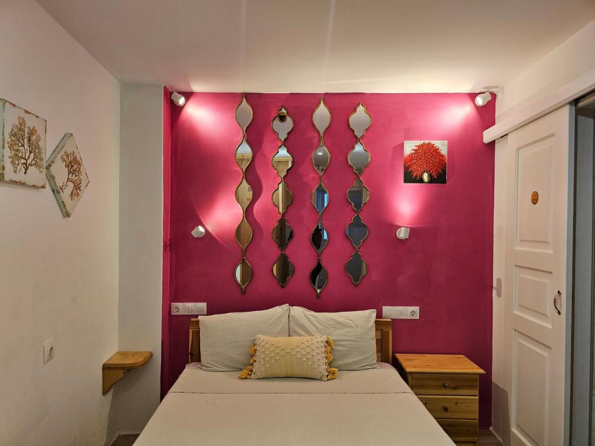 Strawberry Mykonos - 3