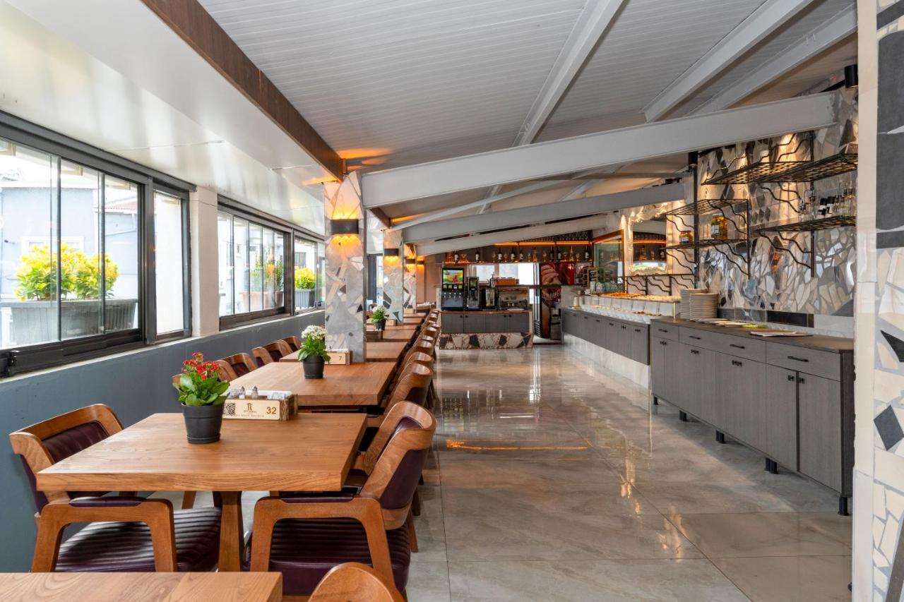 Mays By Rich Hotel - 4