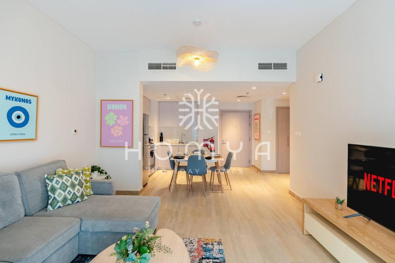 Scandi-Style 1 BHK Apt Yas Island City View - 5