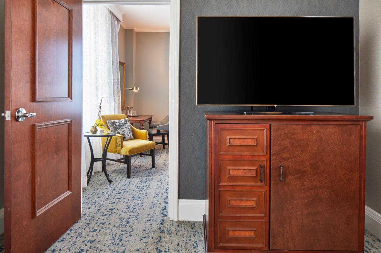 The Battle House Renaissance Mobile Hotel & Spa — photo 19