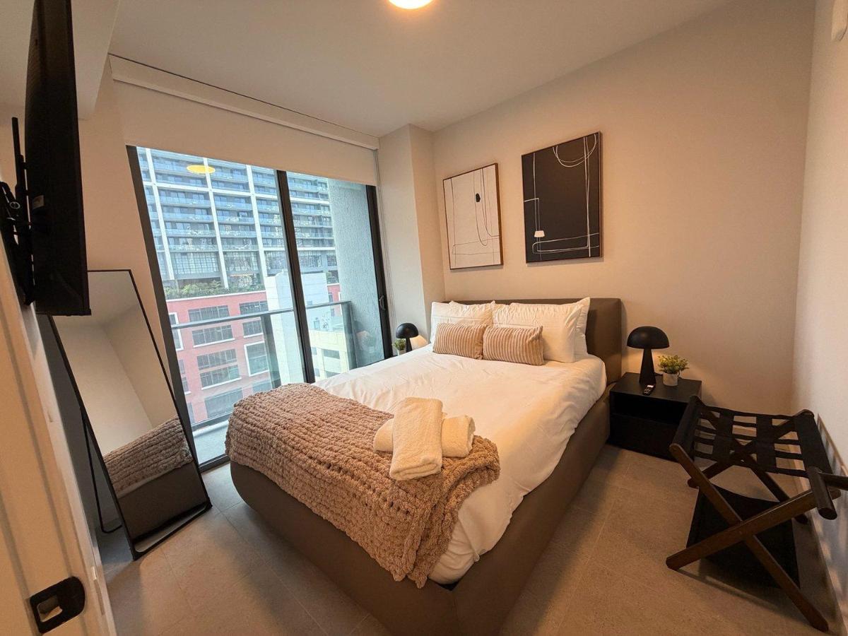 Stylish Downtown Miami Condo with Den by Bayside - 3