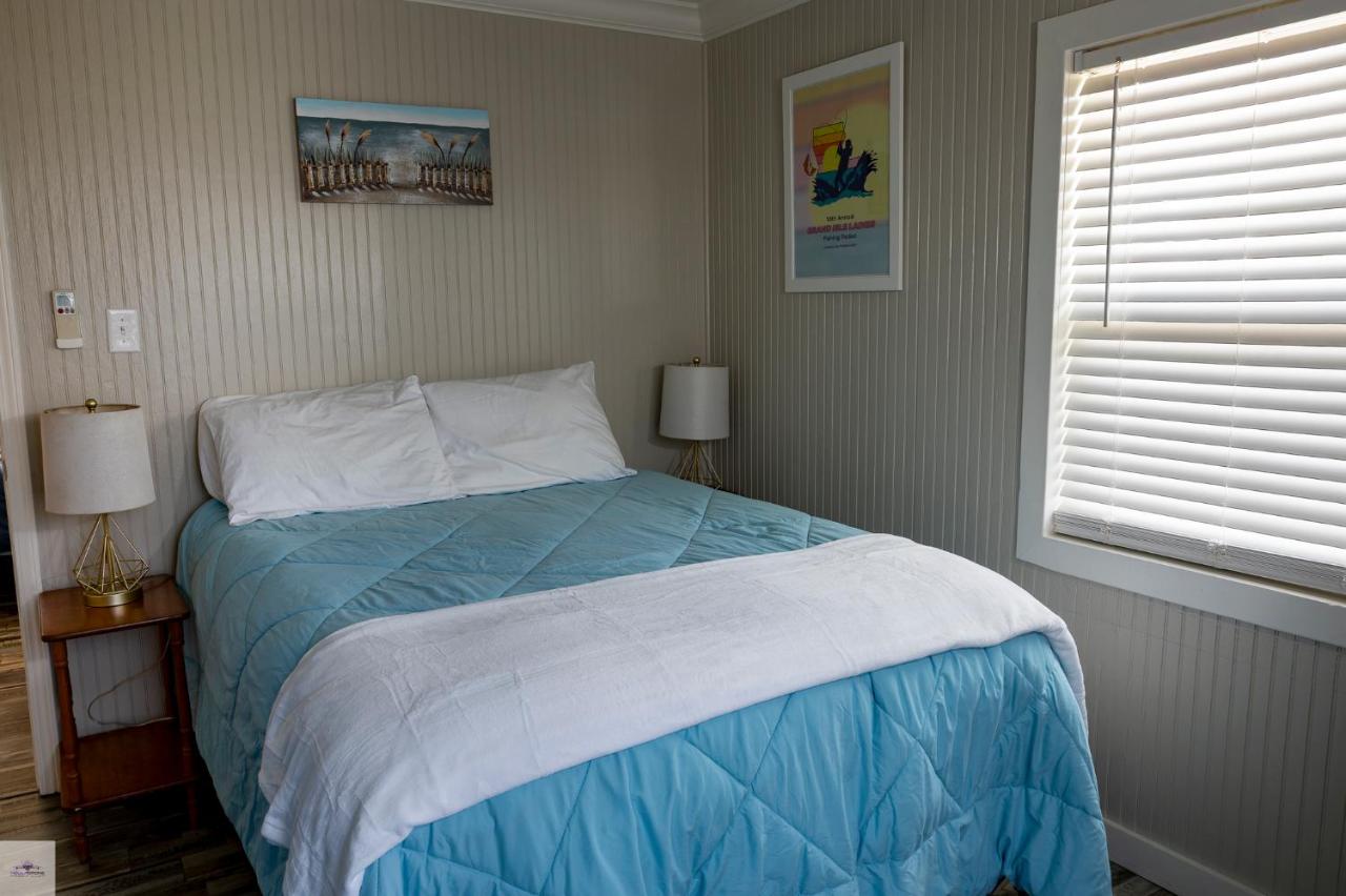 Blue Dolphin Inn and Cottages — photo 10