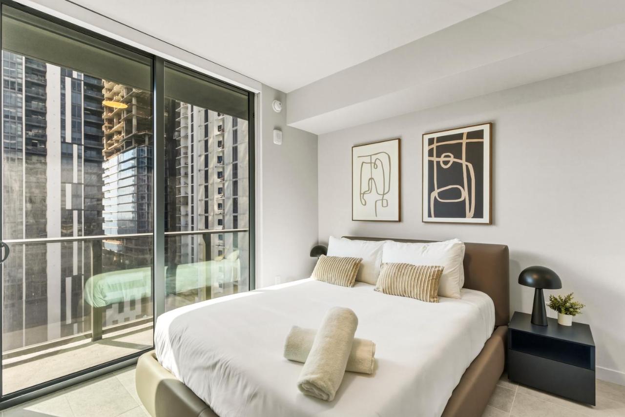 Refined Urban Stay at 501 First - Resort-Style Amenities - 2