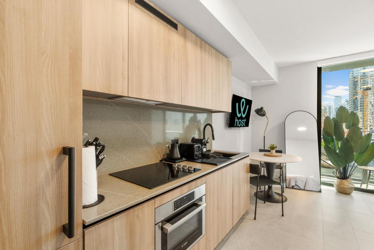 Prime Location Studio Near Bayside - 3