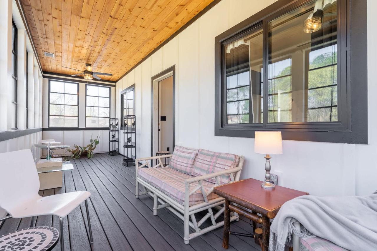 High Note Hideaway- Modern 4BR Oasis Near Opryland - 4