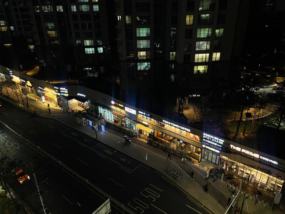 Deluxe Modern Cozy Near Dongmyo Station - 3