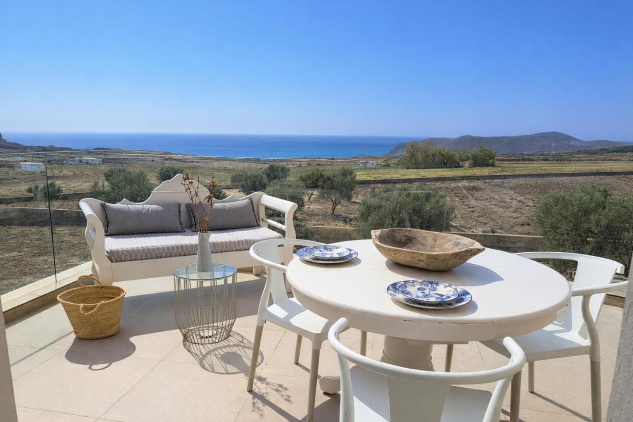 Apeiron Akrotiri - Apeiron Hotels