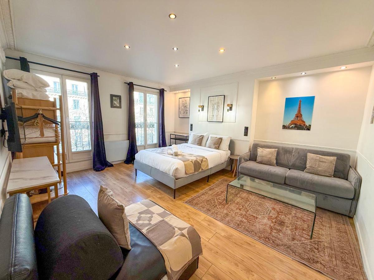 102 - Urban Opera Picasso - 2